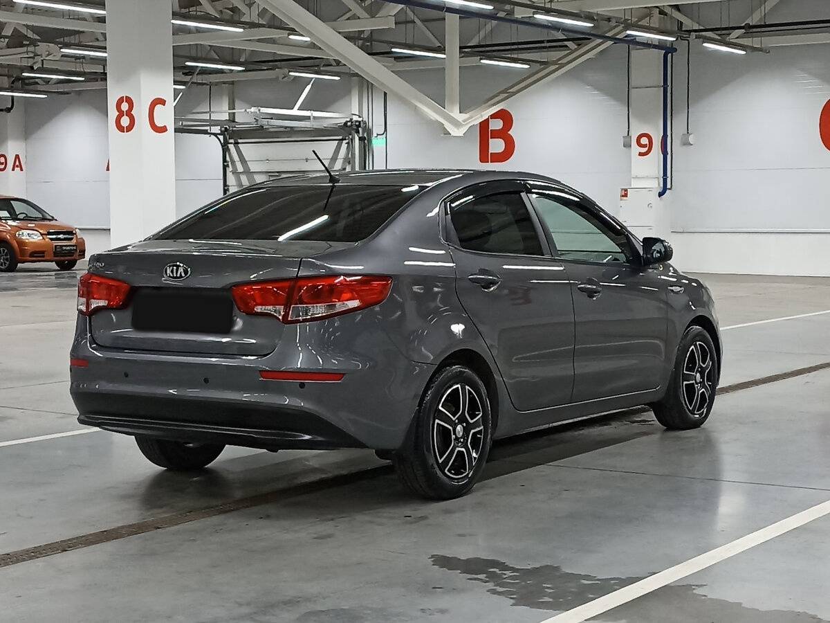Kia Rio с пробегом — 2016 год. Фото: #4