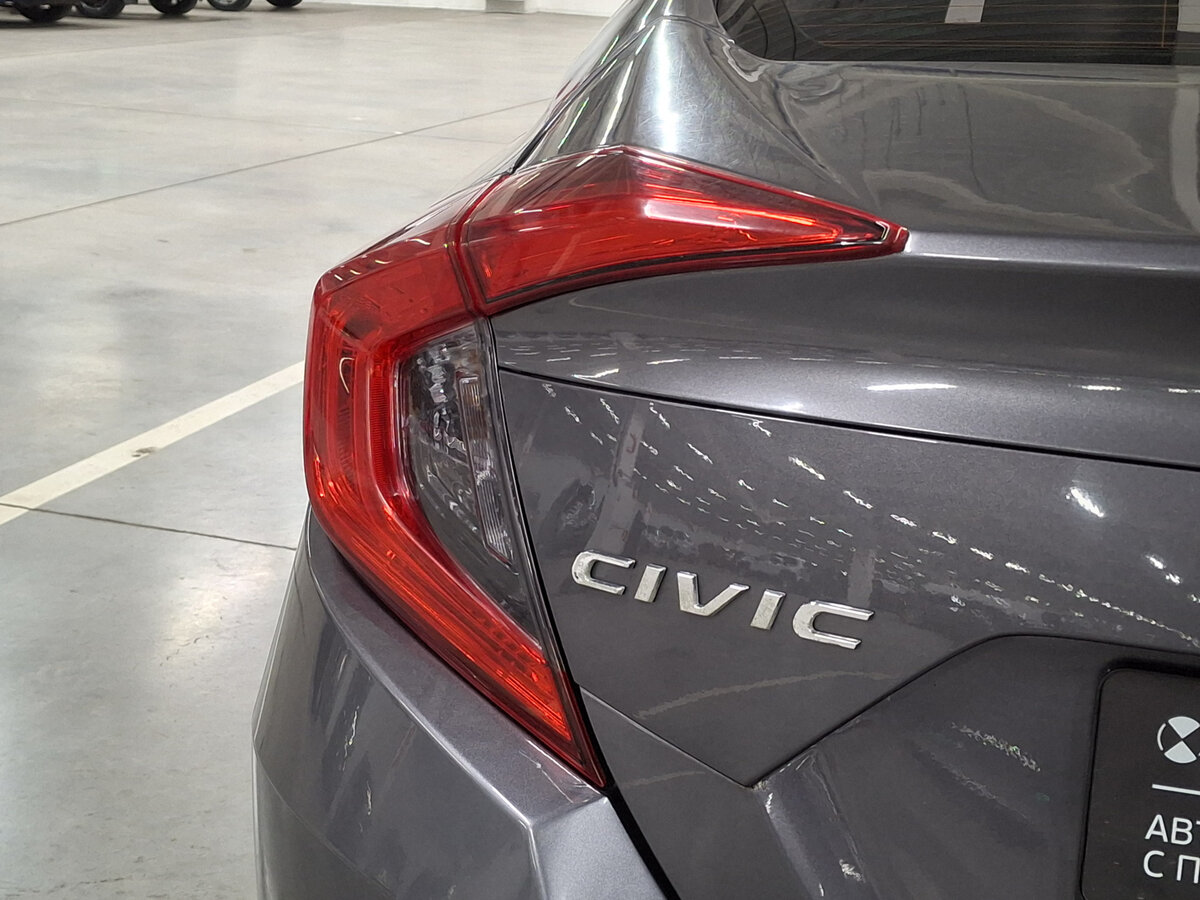 Honda Civic с пробегом — 2016 год. Фото: #8