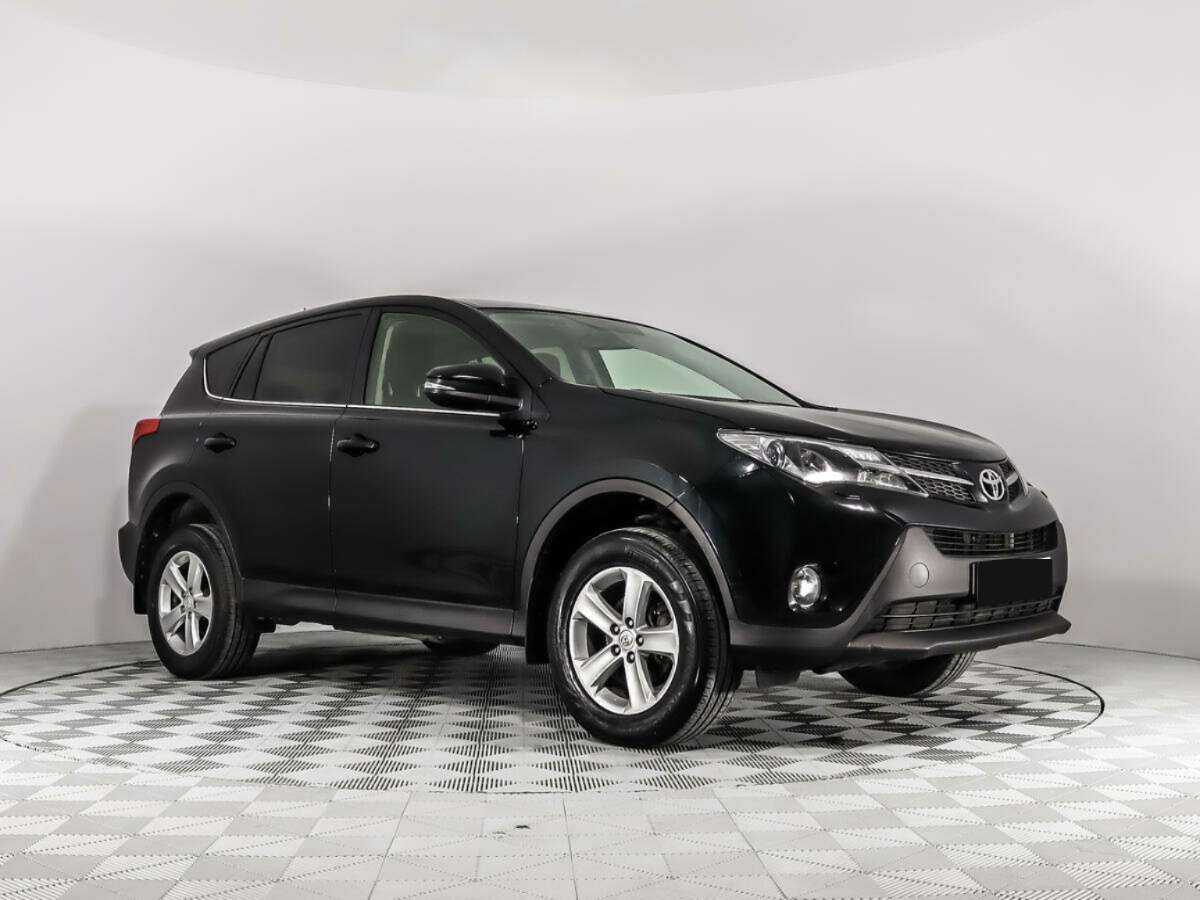 Toyota RAV4 с пробегом — 2013 год. Фото: #2