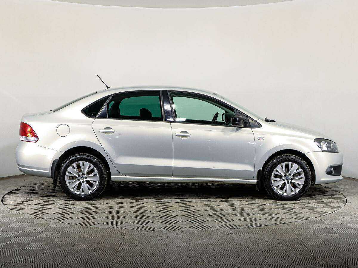Volkswagen Polo с пробегом — 2014 год. Фото: #3