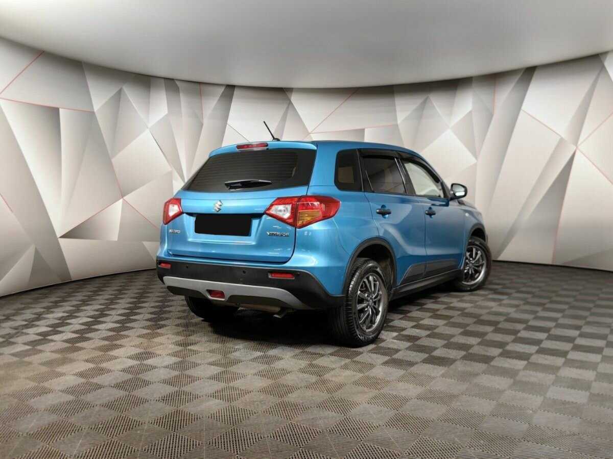 Suzuki Vitara с пробегом — 2018 год. Фото: #1