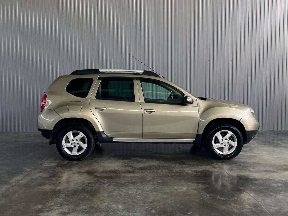 Renault Duster с пробегом — 2013 год. Фото: #3