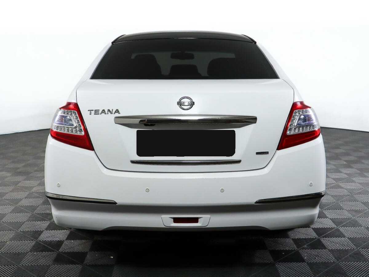Nissan Teana с пробегом — 2013 год. Фото: #4