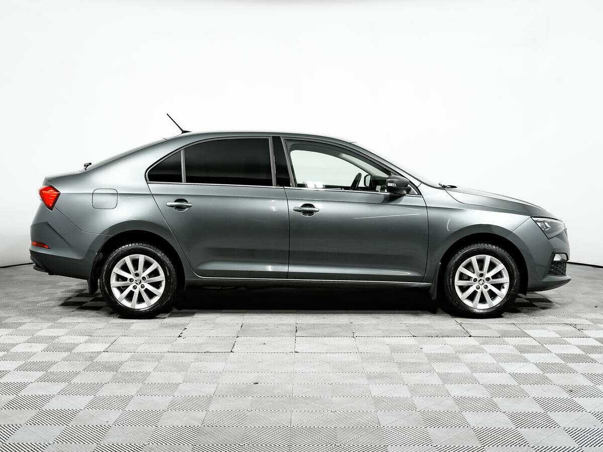 Skoda Rapid с пробегом — 2020 год. Фото: #3