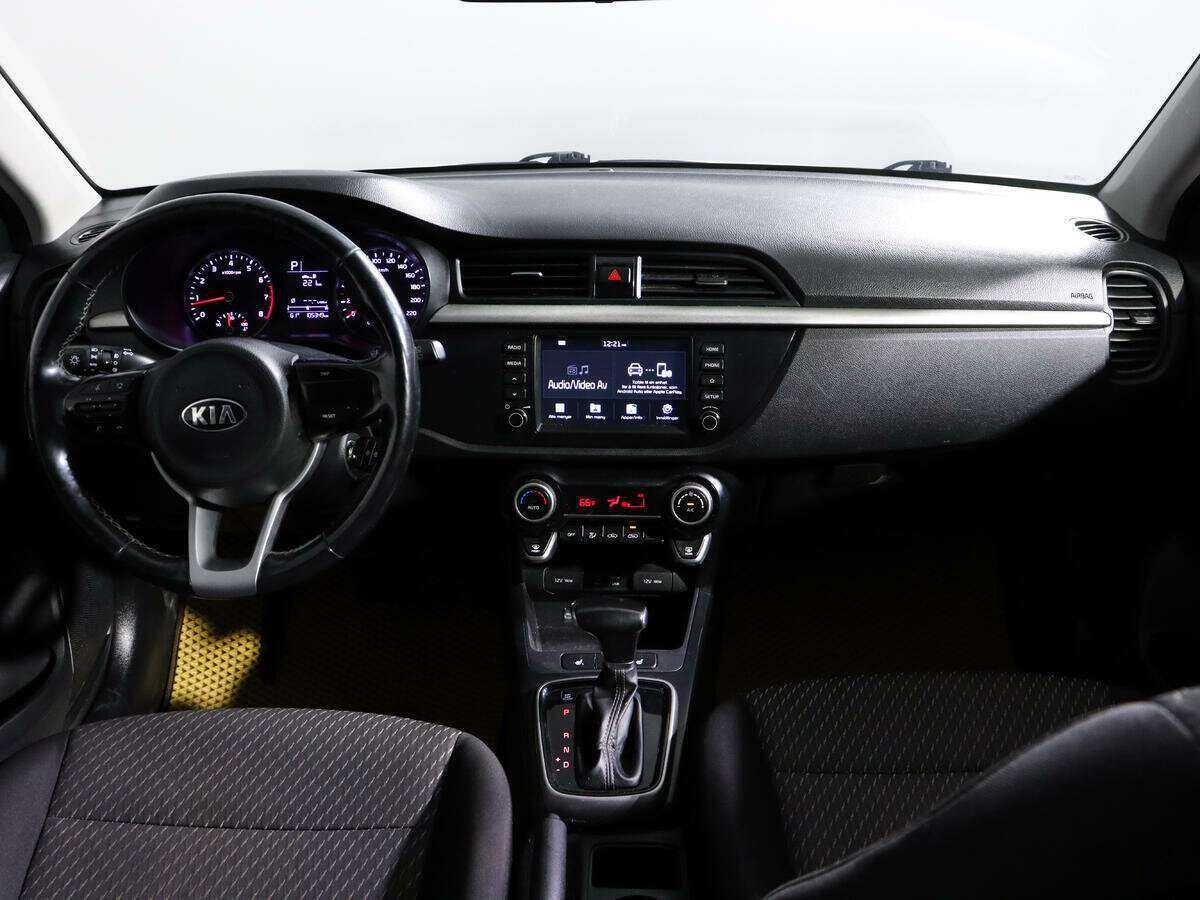 Kia Rio с пробегом — 2018 год. Фото: #10
