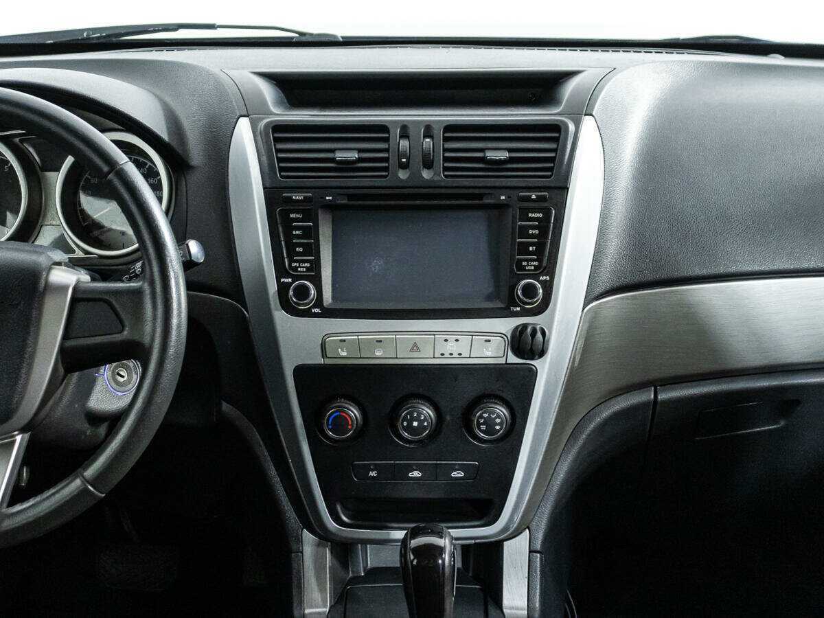 Geely Emgrand X7 с пробегом — 2015 год. Фото: #13