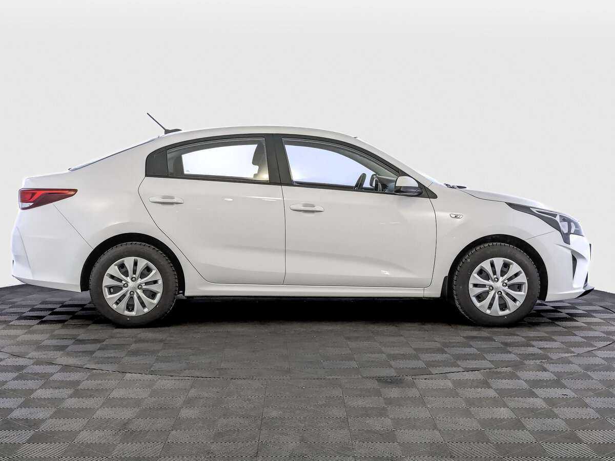 Kia Rio с пробегом — 2021 год. Фото: #3