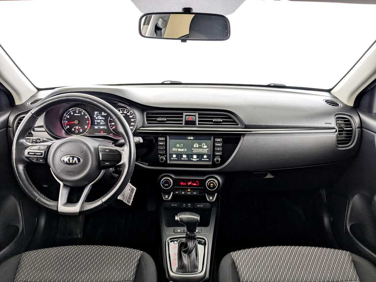 Kia Rio с пробегом — 2018 год. Фото: #11