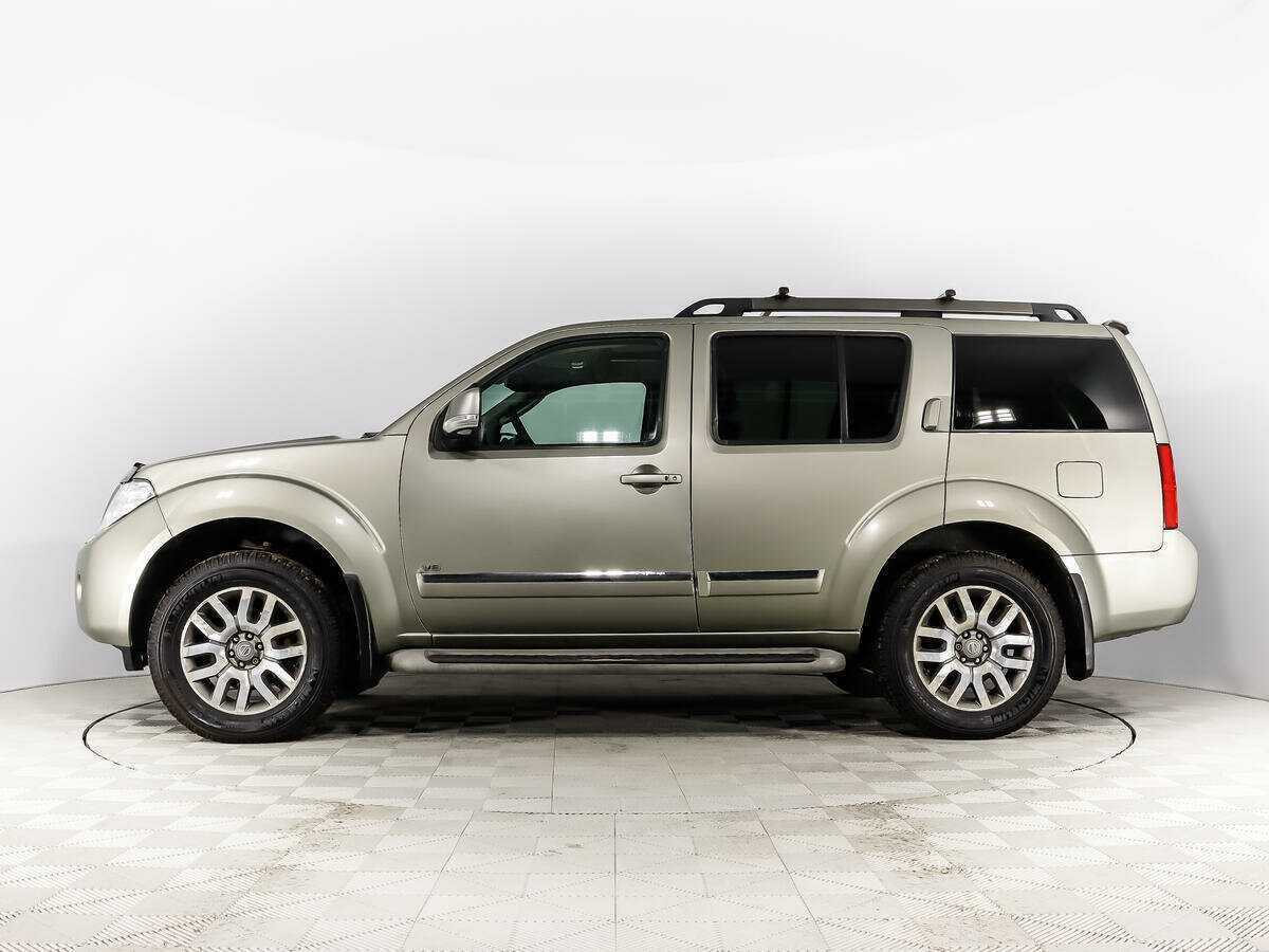 Nissan Pathfinder с пробегом — 2012 год. Фото: #7