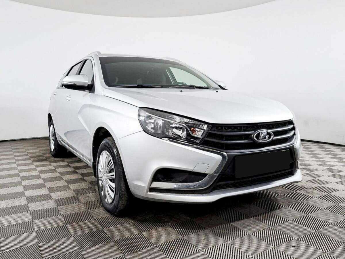 Lada (ВАЗ) Vesta с пробегом — 2020 год. Фото: #2