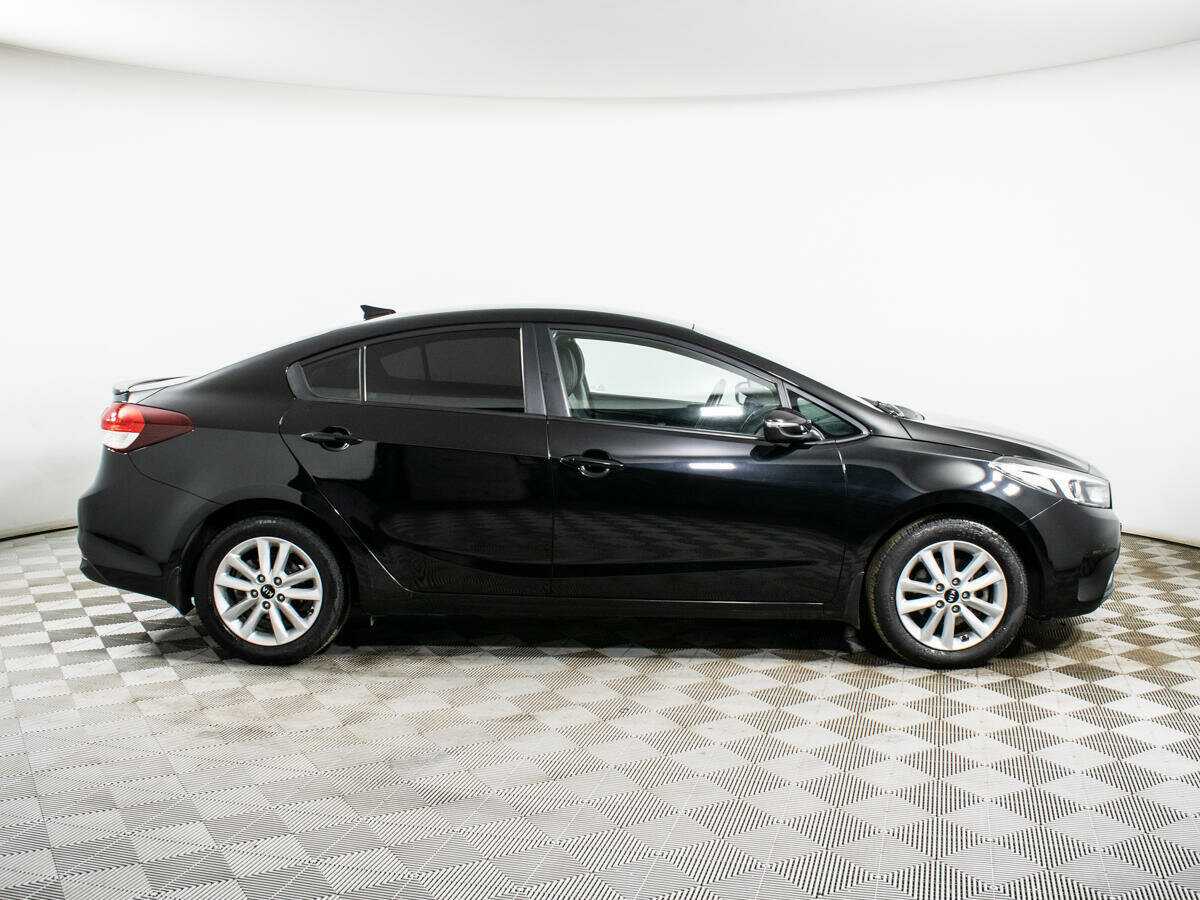 Kia Cerato с пробегом — 2019 год. Фото: #3