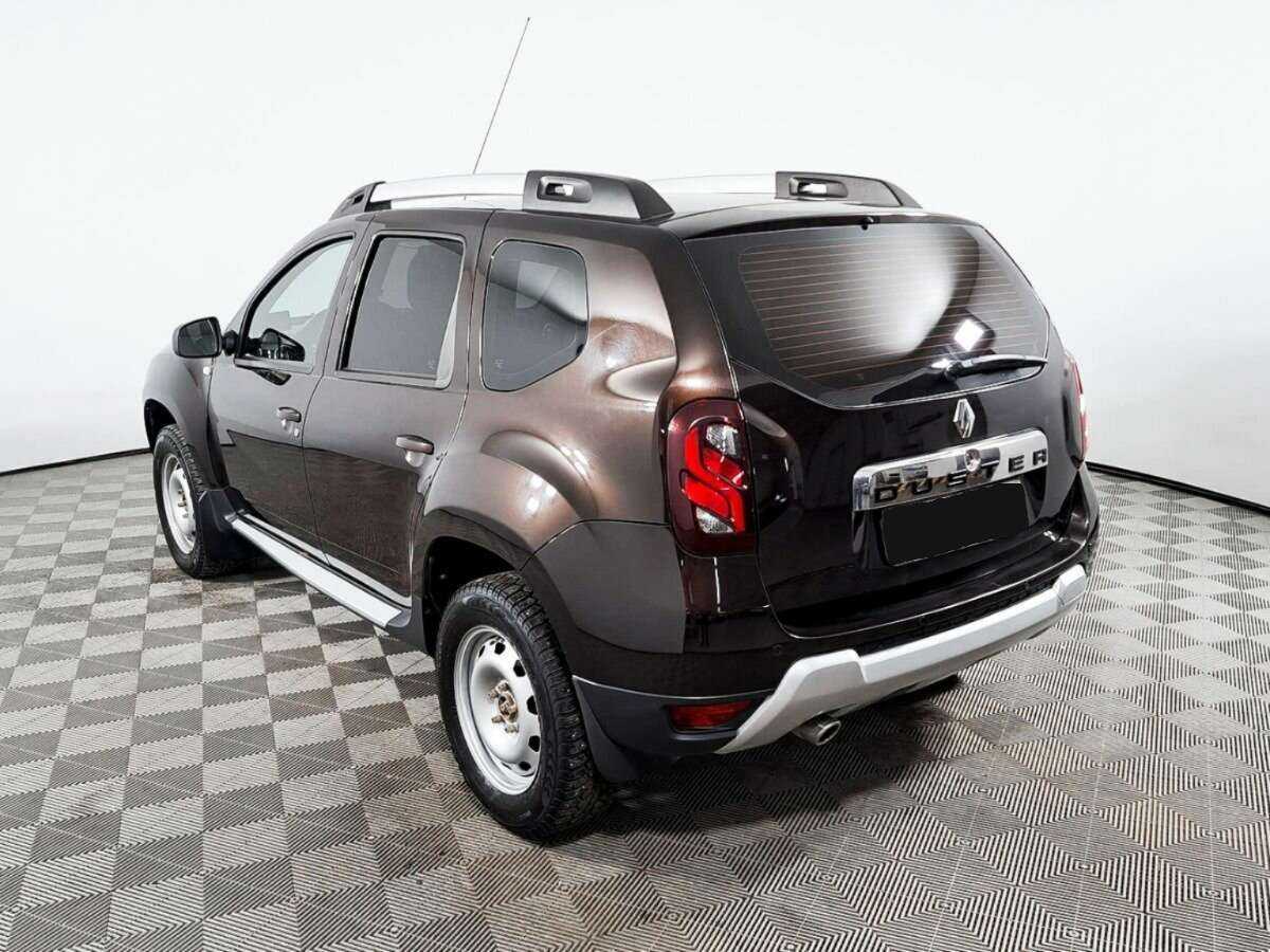 Renault Duster с пробегом — 2016 год. Фото: #6