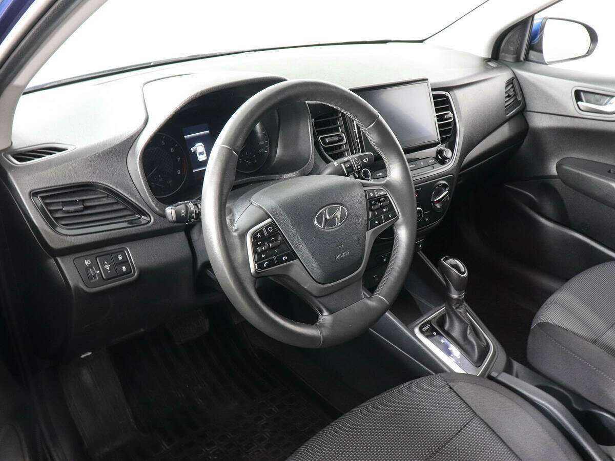 Hyundai Solaris с пробегом — 2022 год. Фото: #8