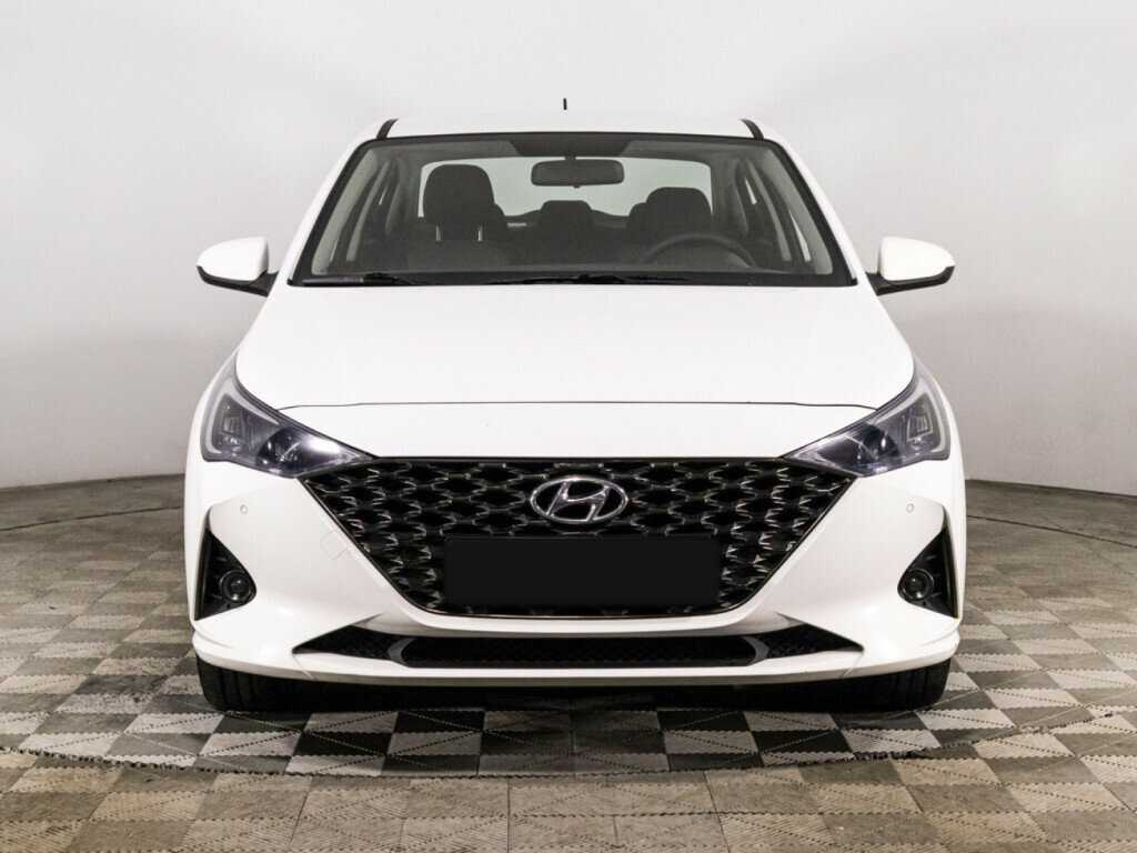 Hyundai Solaris с пробегом — 2021 год. Фото: #1
