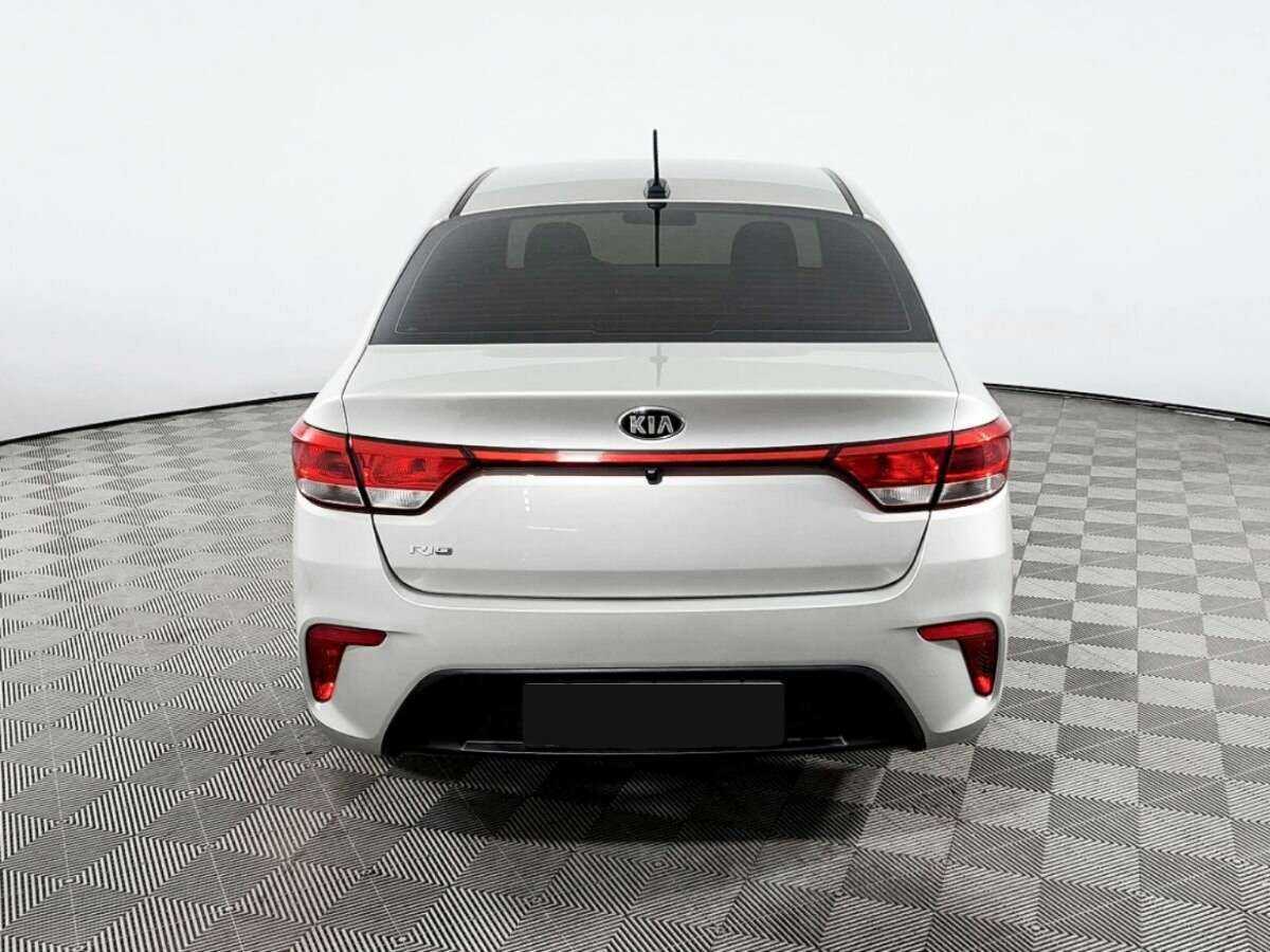 Kia Rio с пробегом — 2019 год. Фото: #5