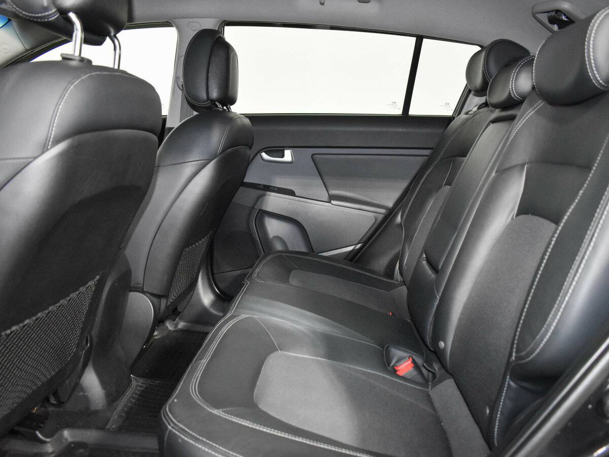 Kia Sportage с пробегом — 2012 год. Фото: #11