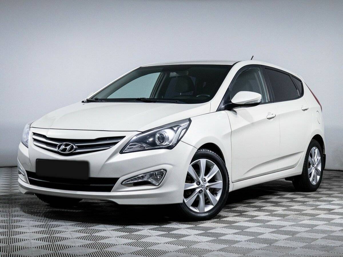 Hyundai Solaris с пробегом — 2015 год. Посмотреть фото