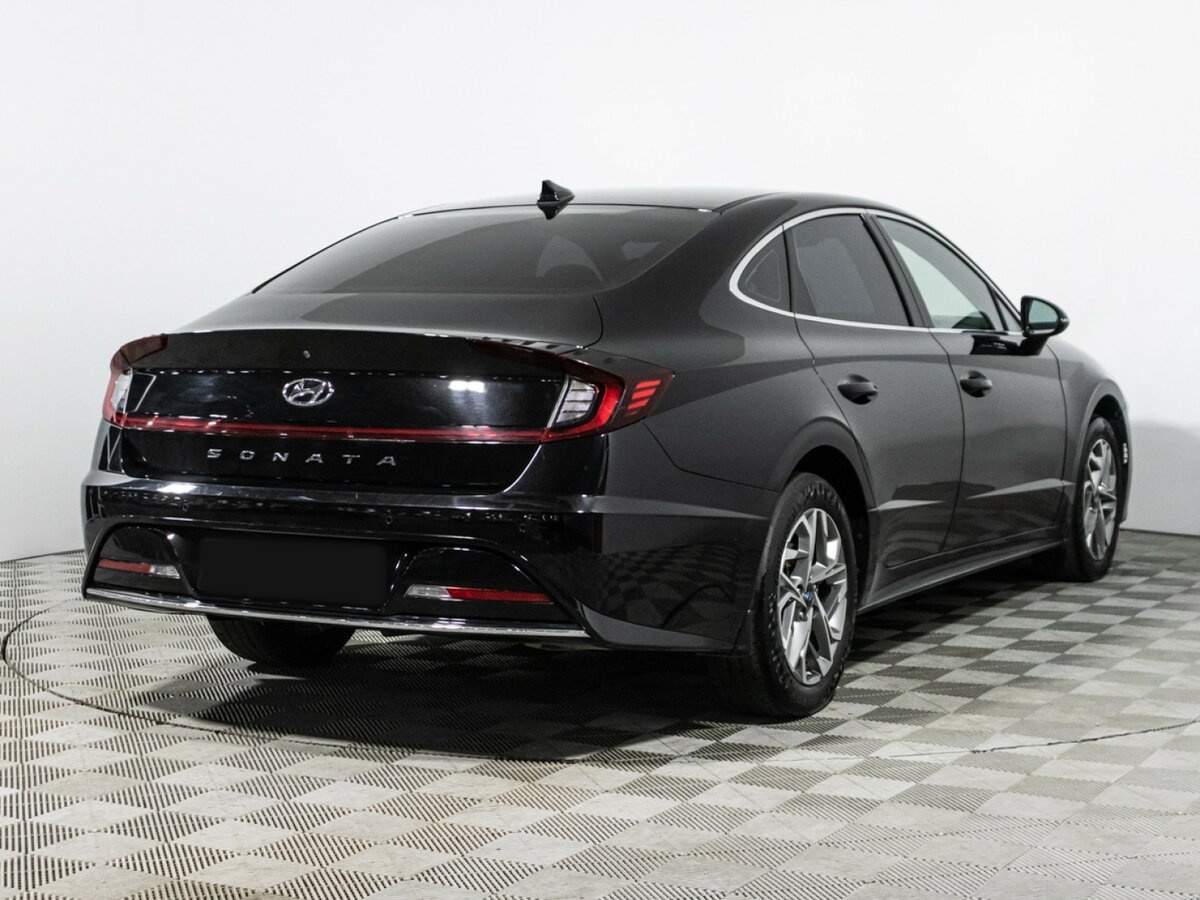 Hyundai Sonata с пробегом — 2020 год. Фото: #3