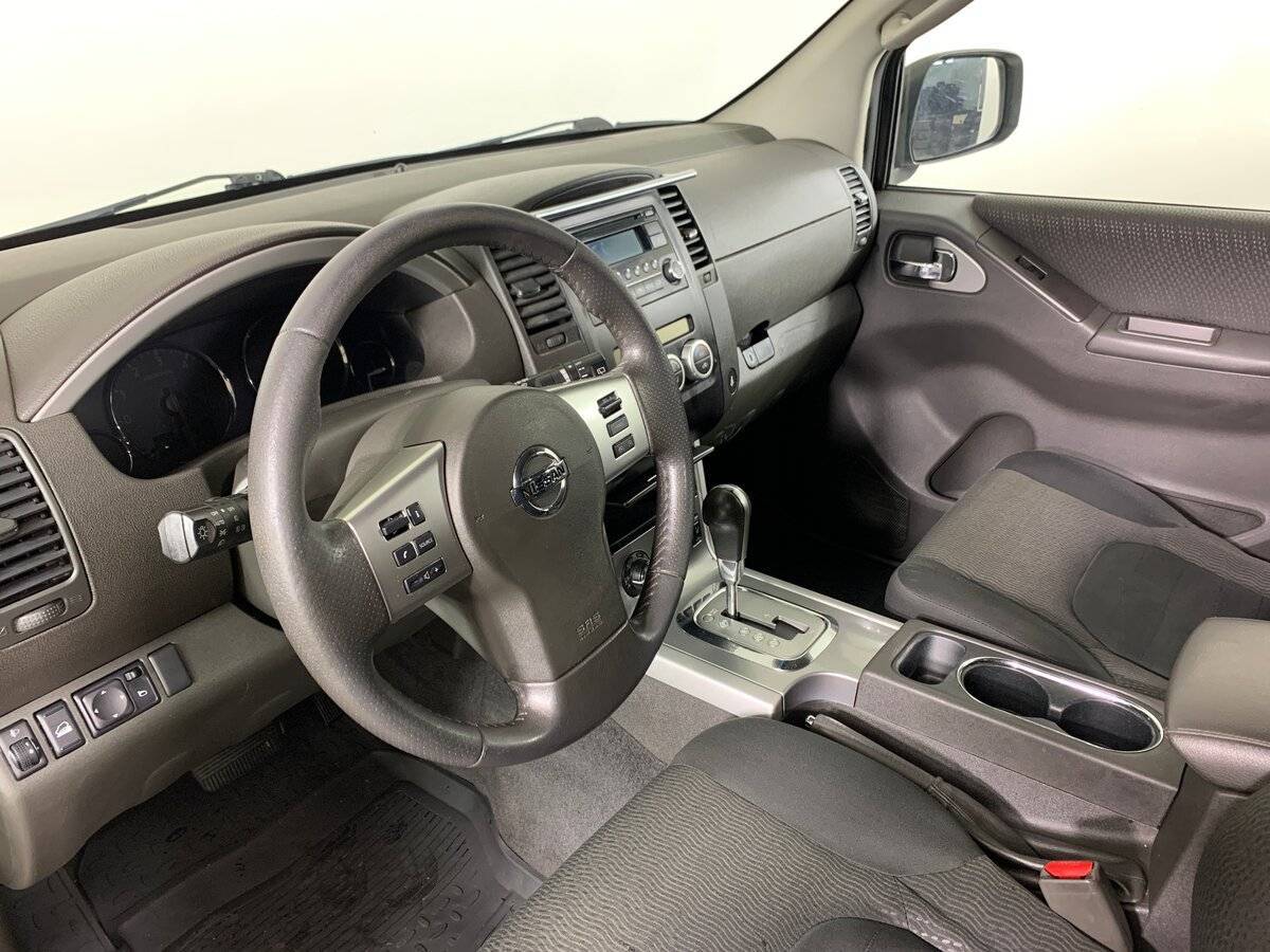 Nissan Pathfinder с пробегом — 2013 год. Фото: #10