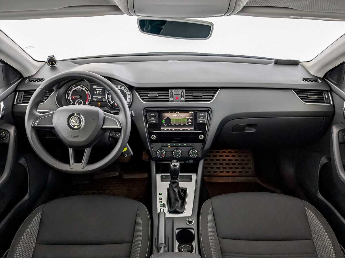 Skoda Octavia с пробегом — 2019 год. Фото: #13
