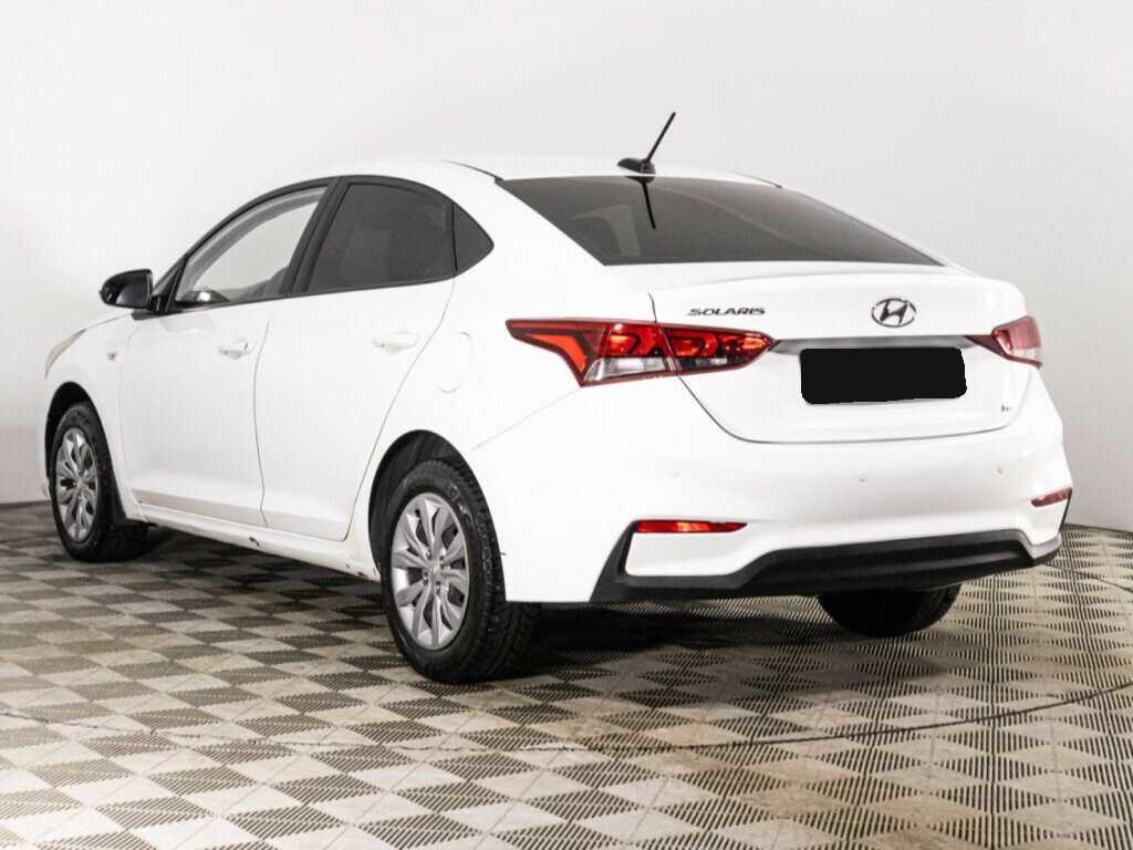 Hyundai Solaris с пробегом — 2019 год. Фото: #6