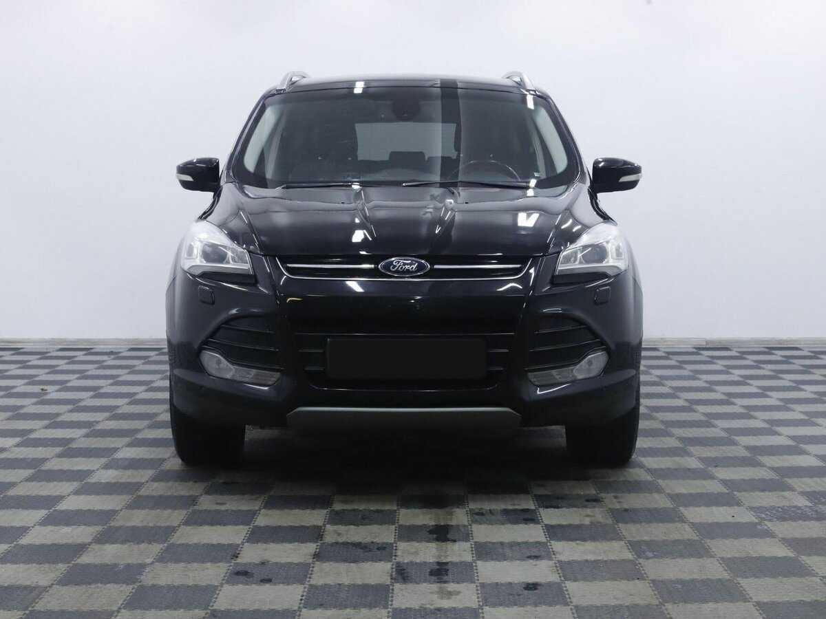 Ford Kuga с пробегом — 2015 год. Фото: #2