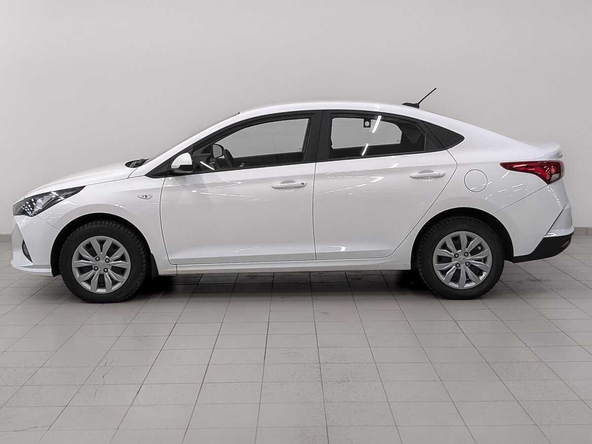 Hyundai Solaris с пробегом — 2021 год. Фото: #7