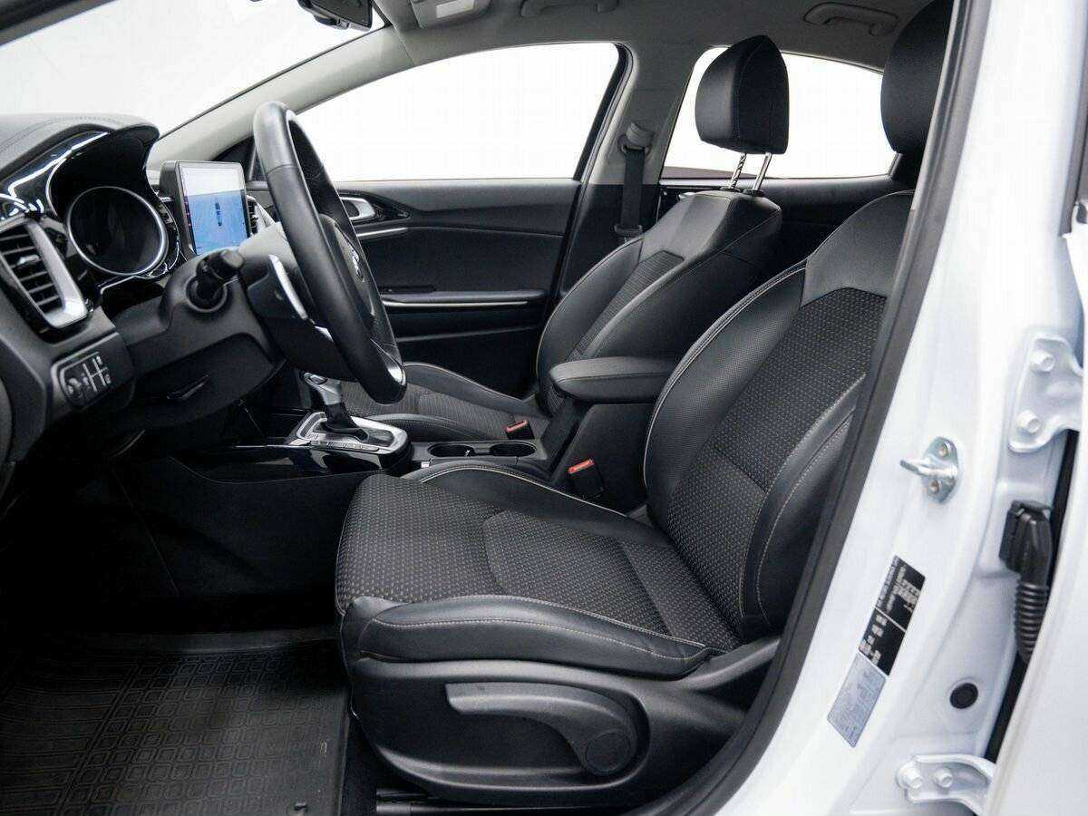 Kia XCeed с пробегом — 2020 год. Фото: #14