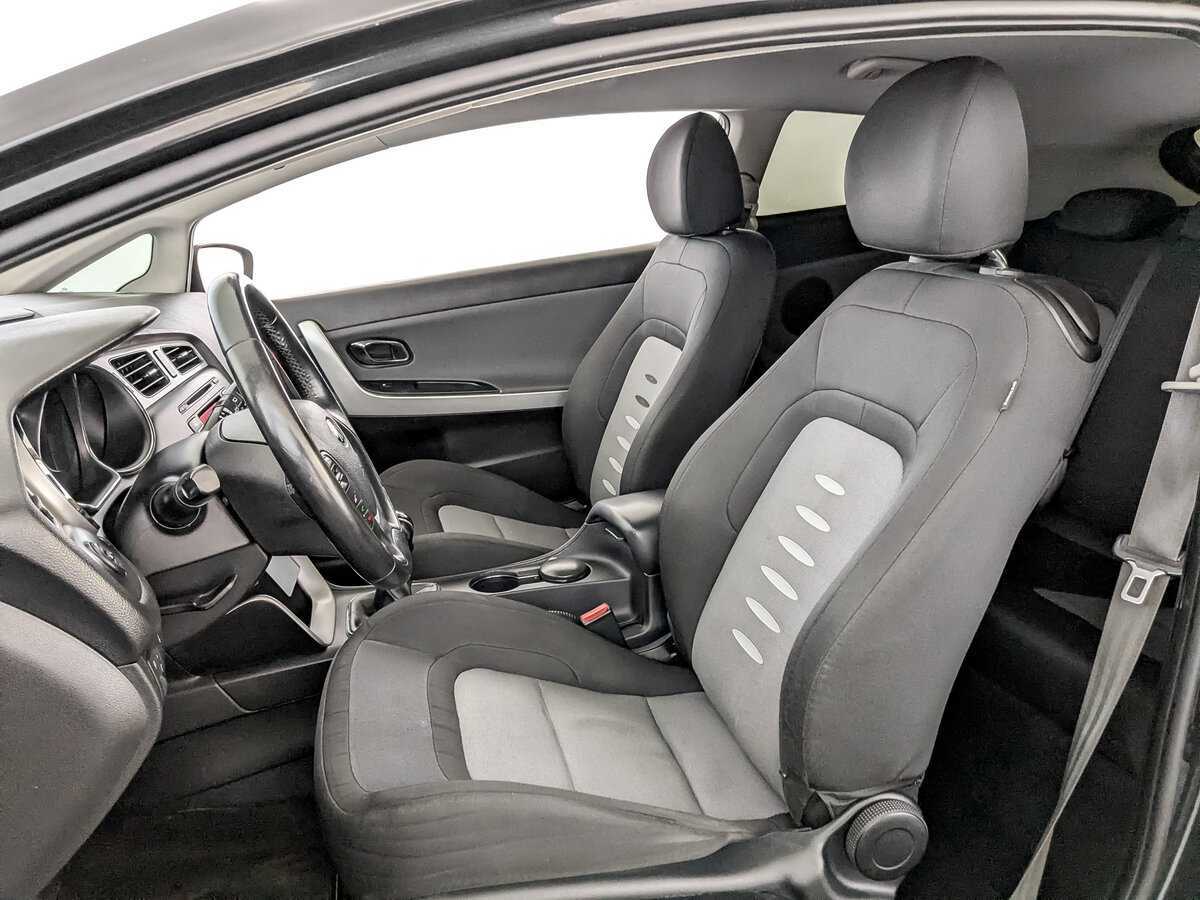 Kia Ceed с пробегом — 2014 год. Фото: #19