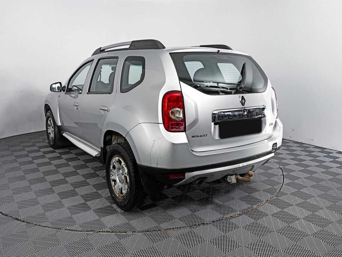 Renault Duster с пробегом — 2013 год. Фото: #5