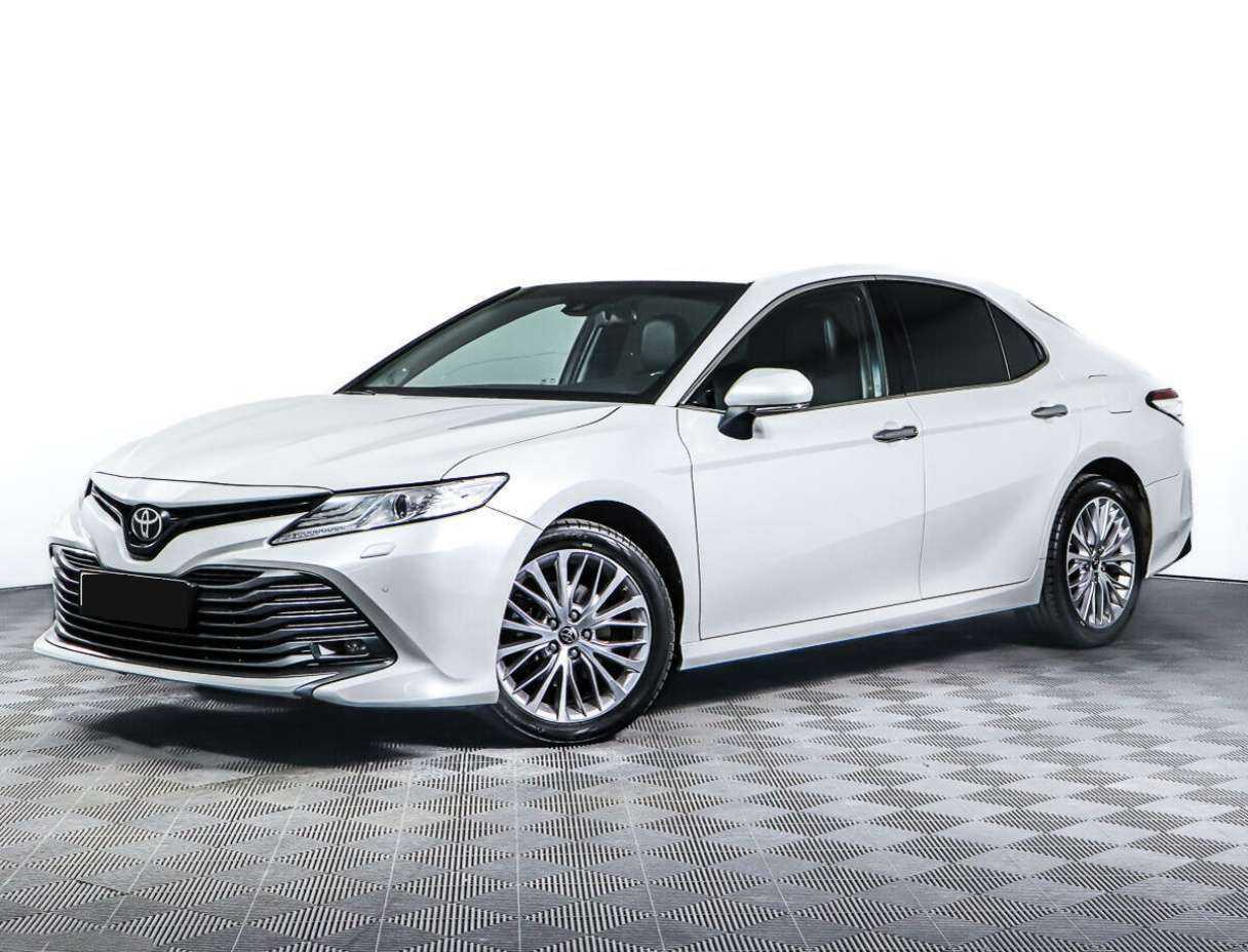 Toyota Camry с пробегом — 2019 год. Фото: #0