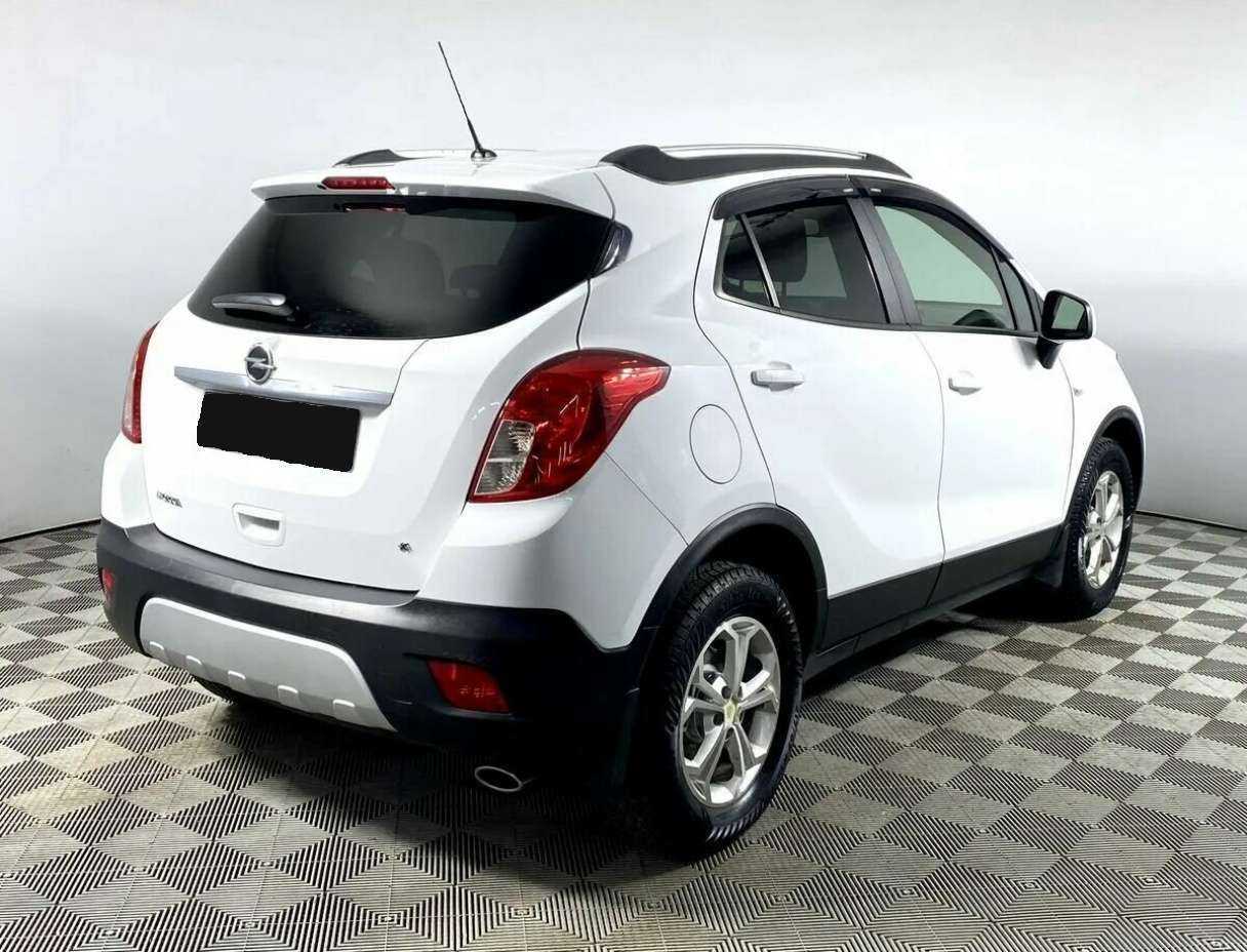 Opel Mokka с пробегом — 2014 год. Фото: #3