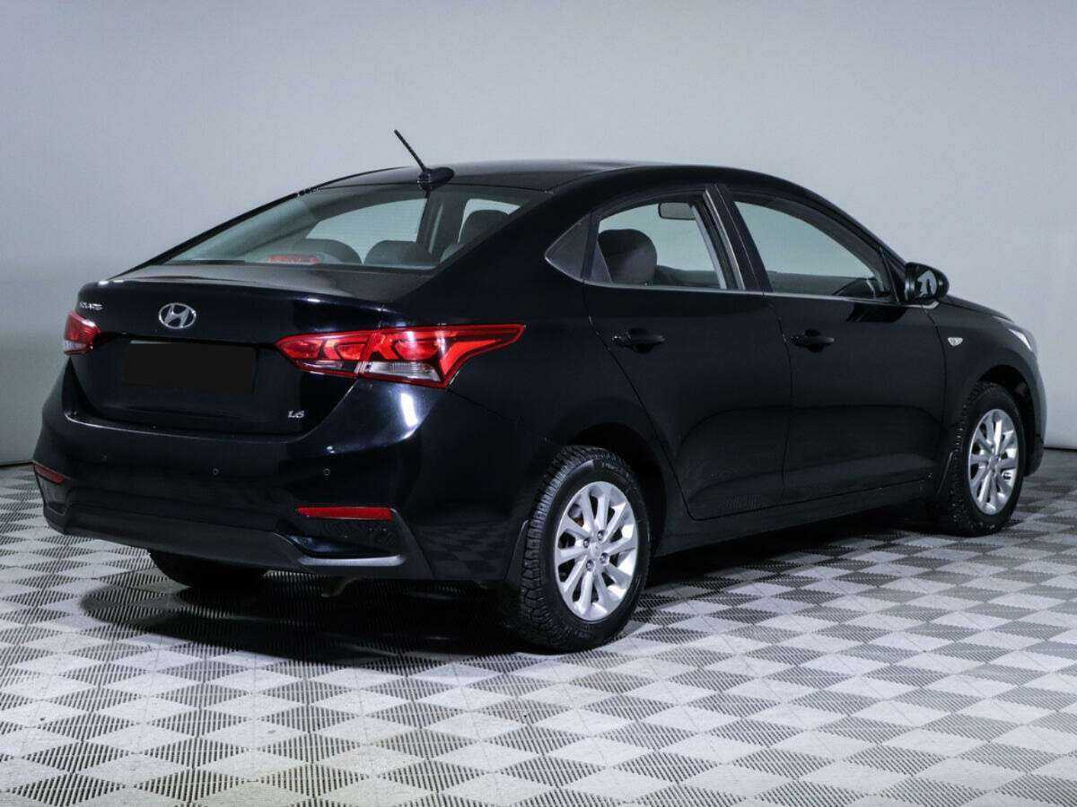 Hyundai Solaris с пробегом — 2018 год. Фото: #3