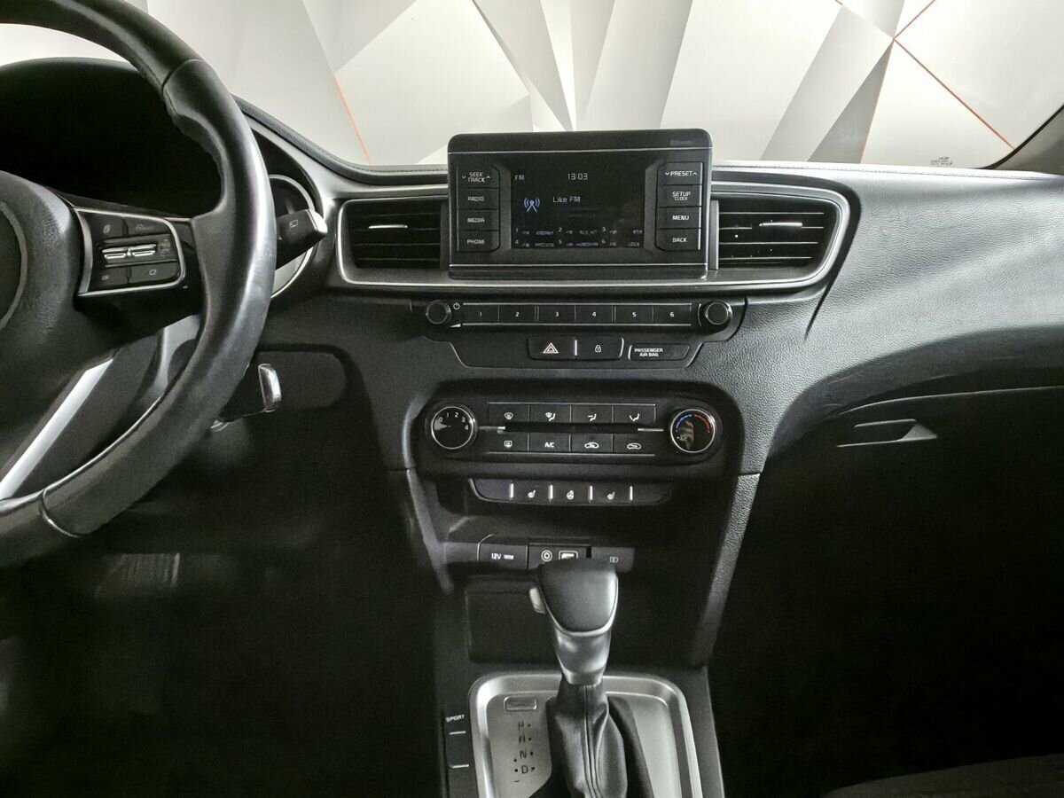 Kia Ceed с пробегом — 2018 год. Фото: #10