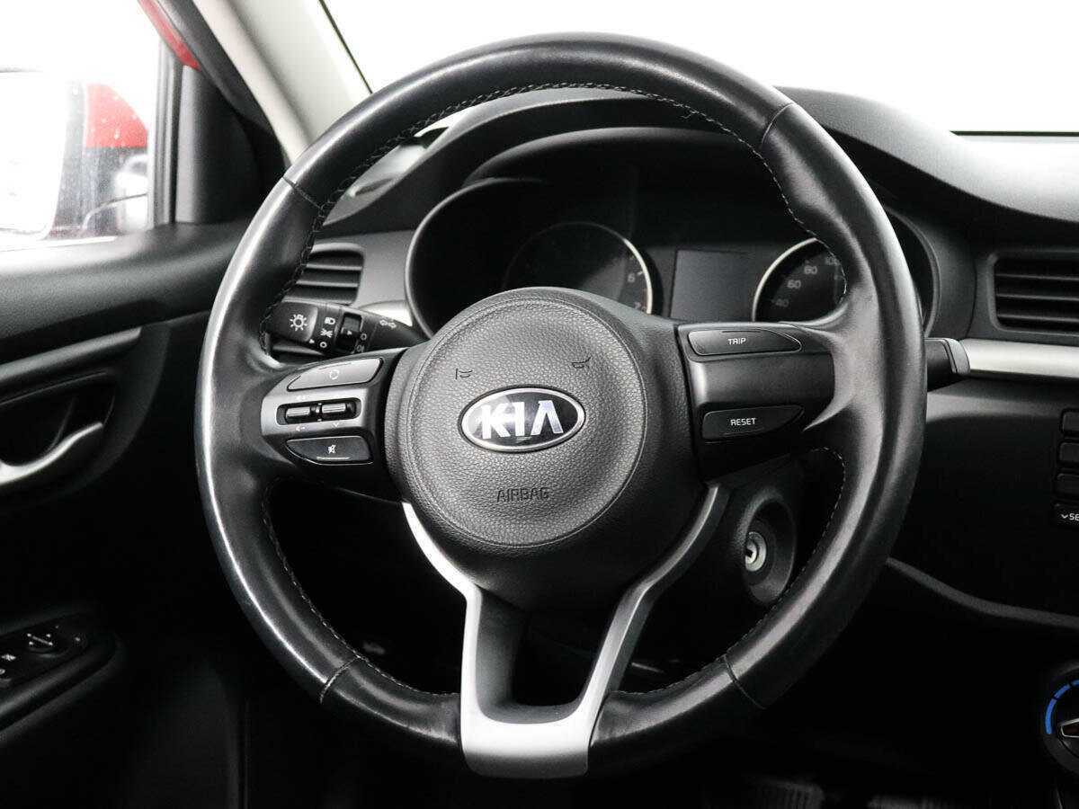 Kia Rio с пробегом — 2018 год. Фото: #14
