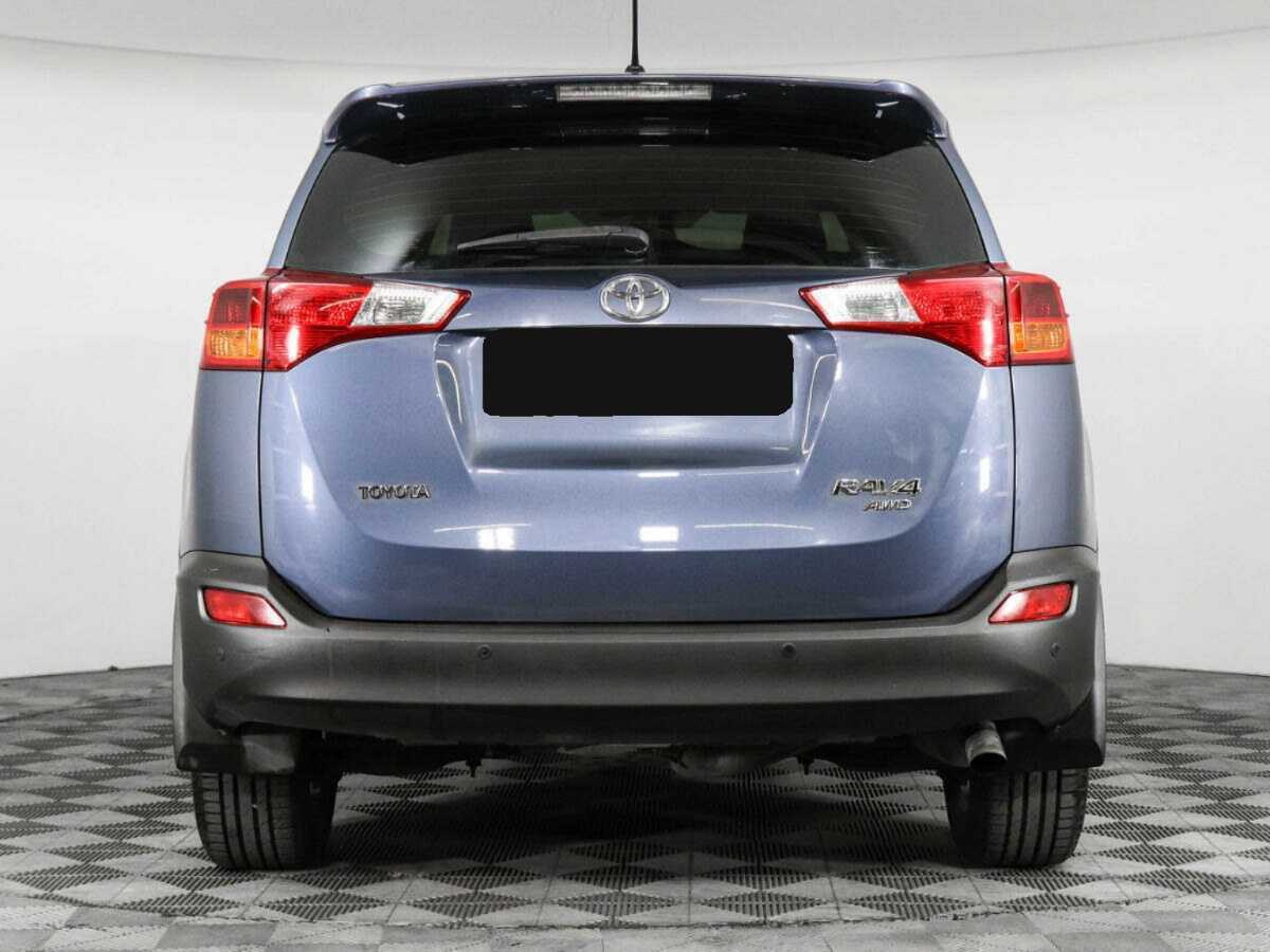 Toyota RAV4 с пробегом — 2013 год. Фото: #5