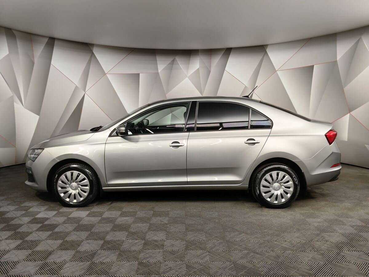 Skoda Rapid с пробегом — 2021 год. Фото: #4