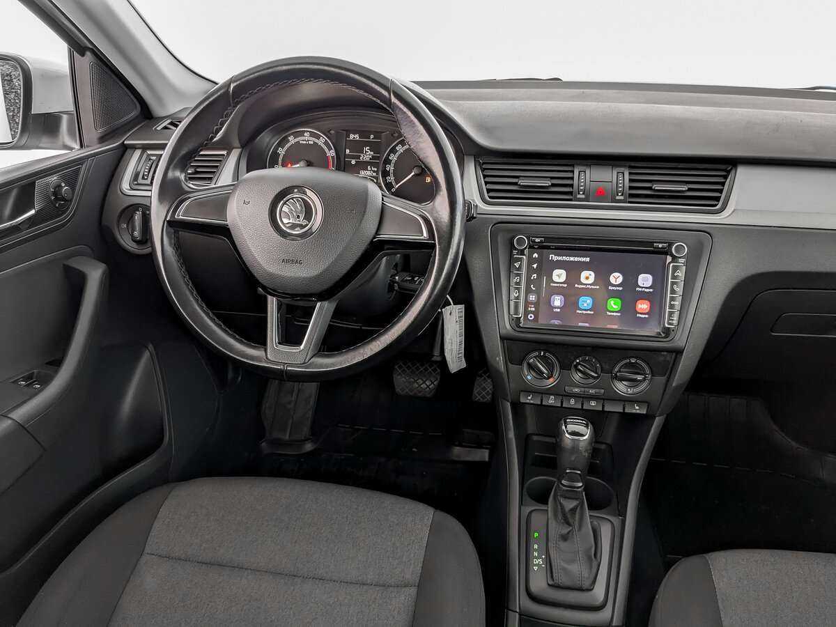 Skoda Rapid с пробегом — 2018 год. Фото: #24