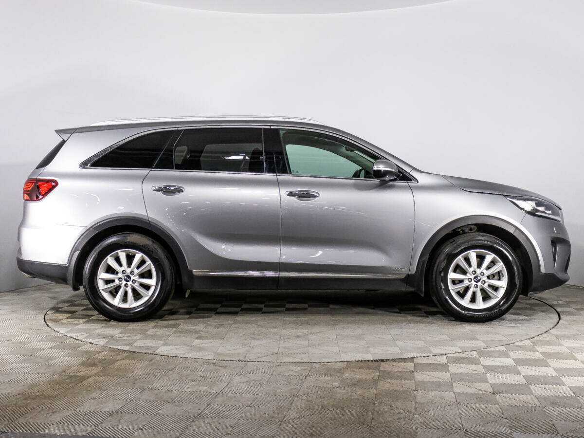Kia Sorento с пробегом — 2019 год. Фото: #3
