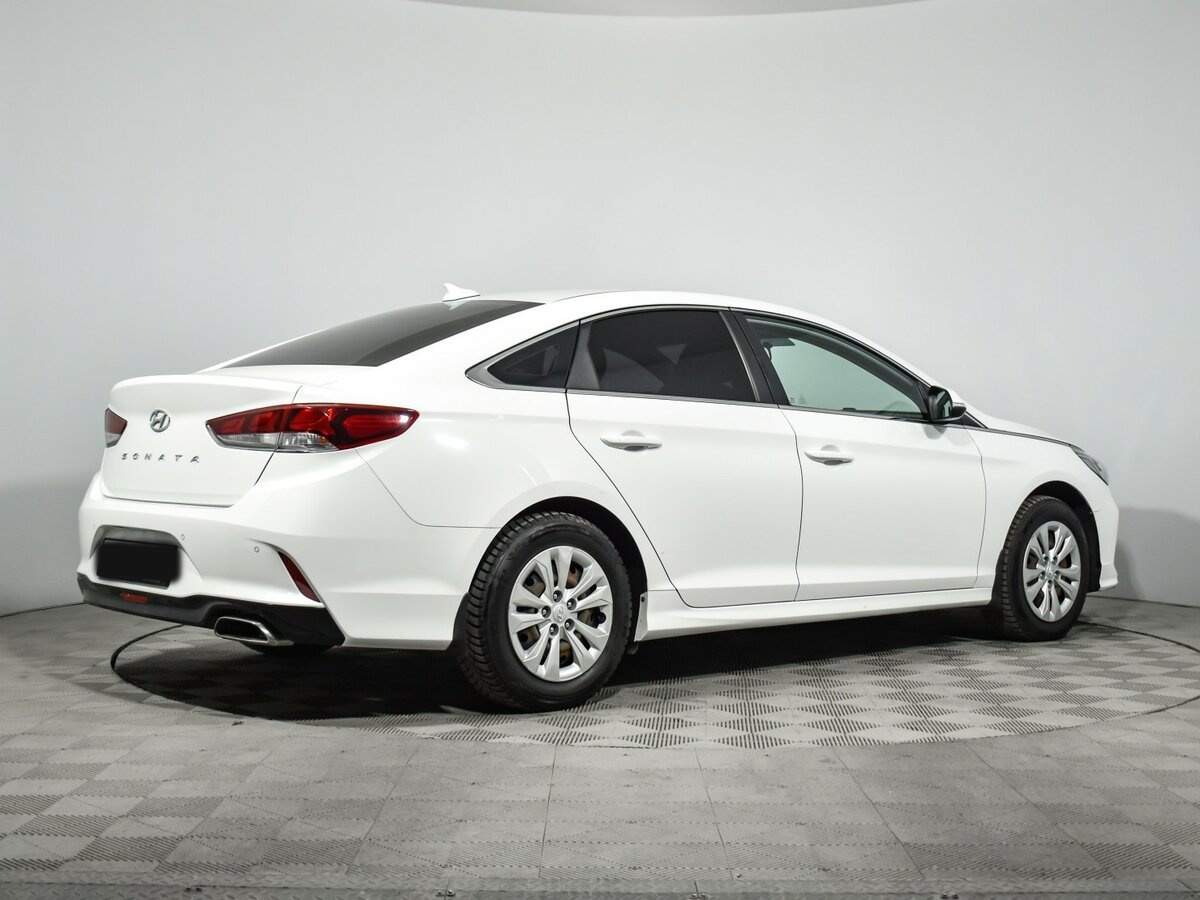 Hyundai Sonata с пробегом — 2019 год. Фото: #3