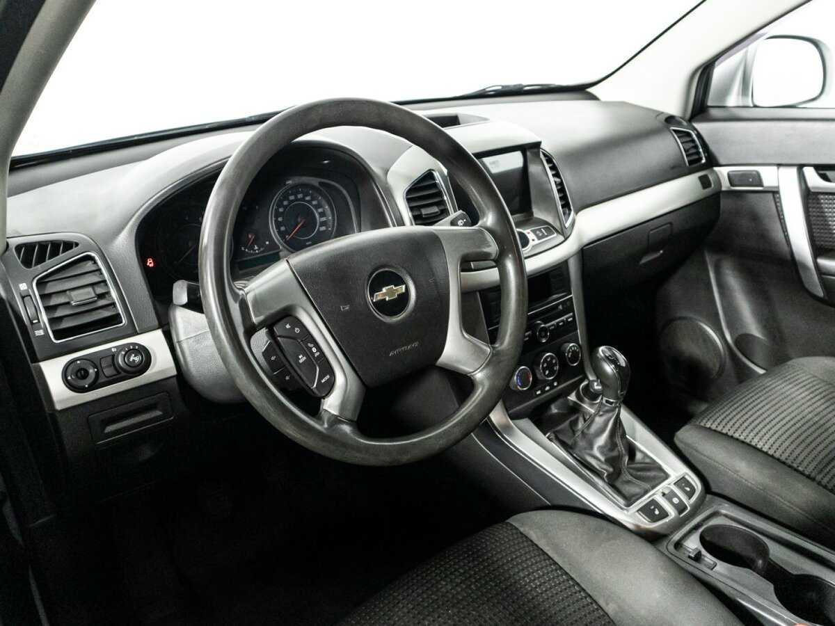 Chevrolet Captiva с пробегом — 2014 год. Фото: #10