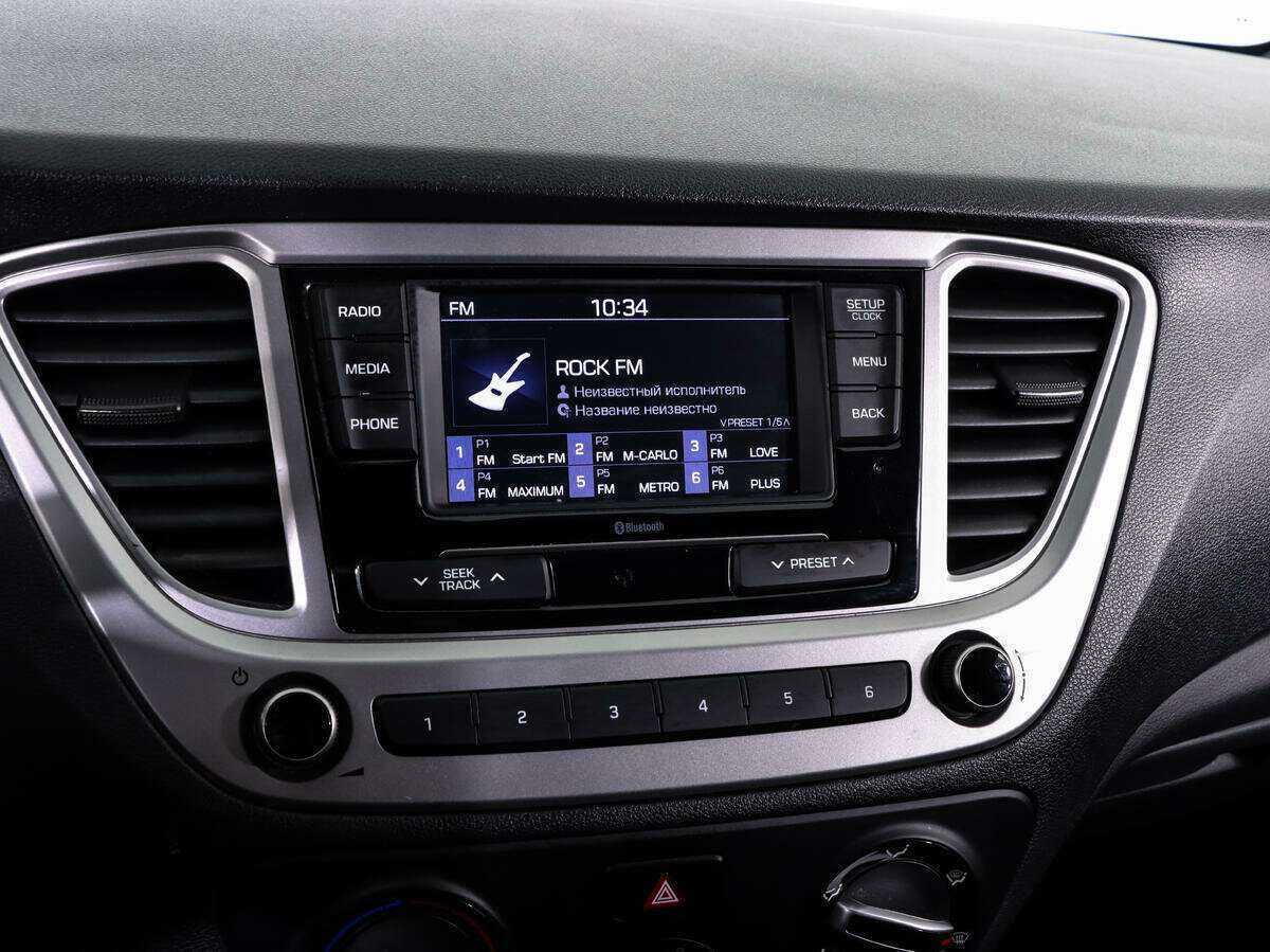 Hyundai Solaris с пробегом — 2021 год. Фото: #11