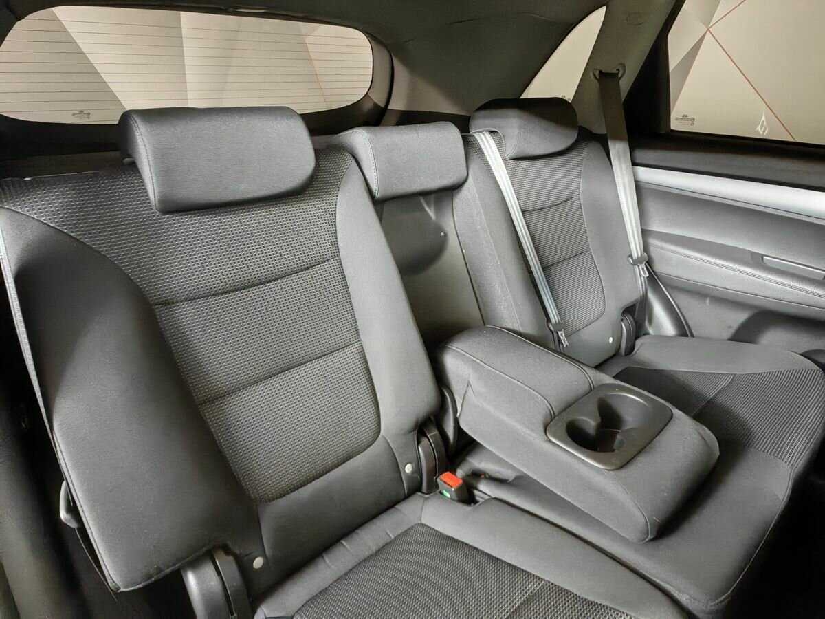 Kia Sorento с пробегом — 2013 год. Фото: #12