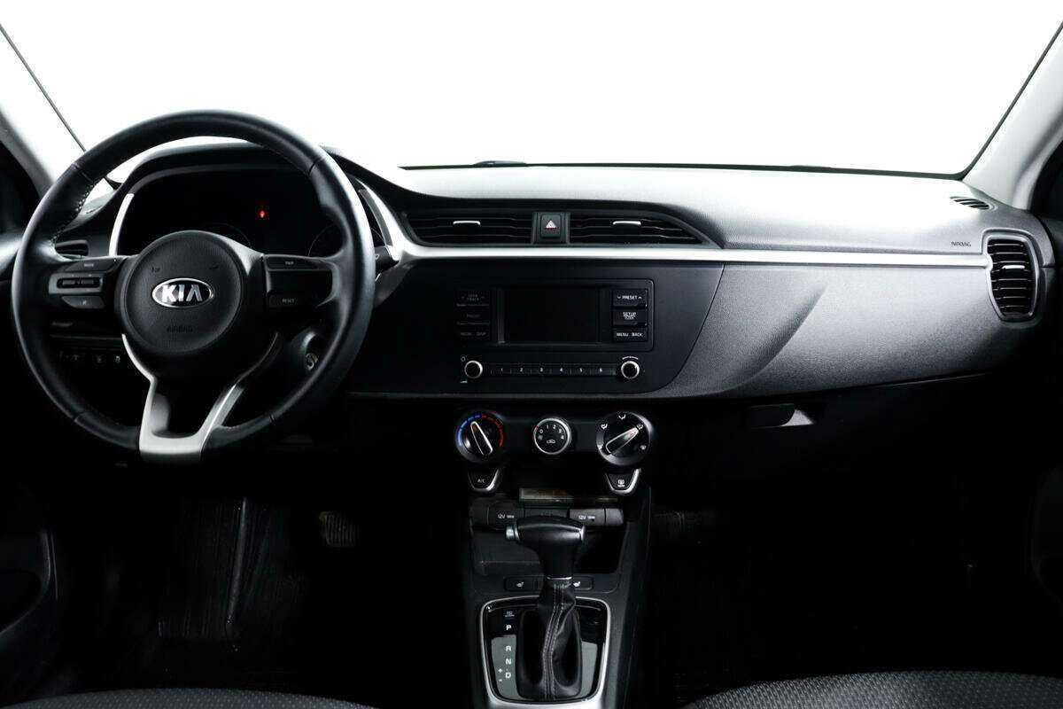 Kia Rio с пробегом — 2020 год. Фото: #9