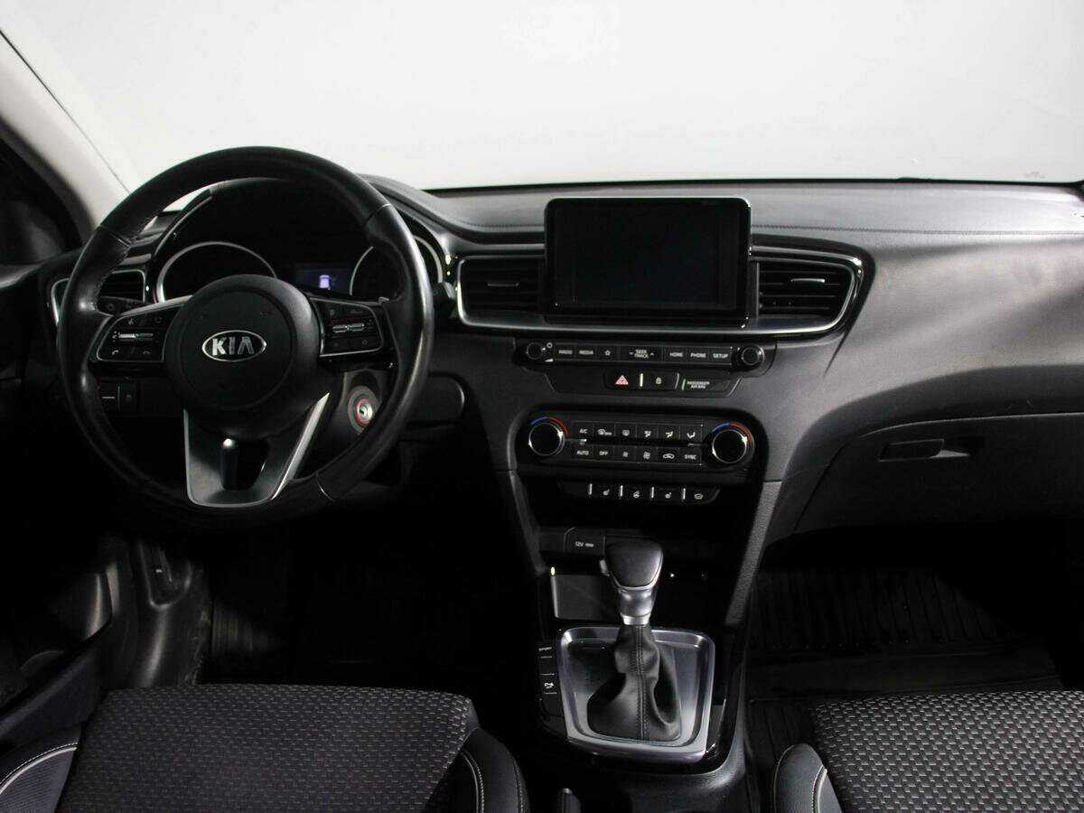 Kia Ceed с пробегом — 2018 год. Фото: #9