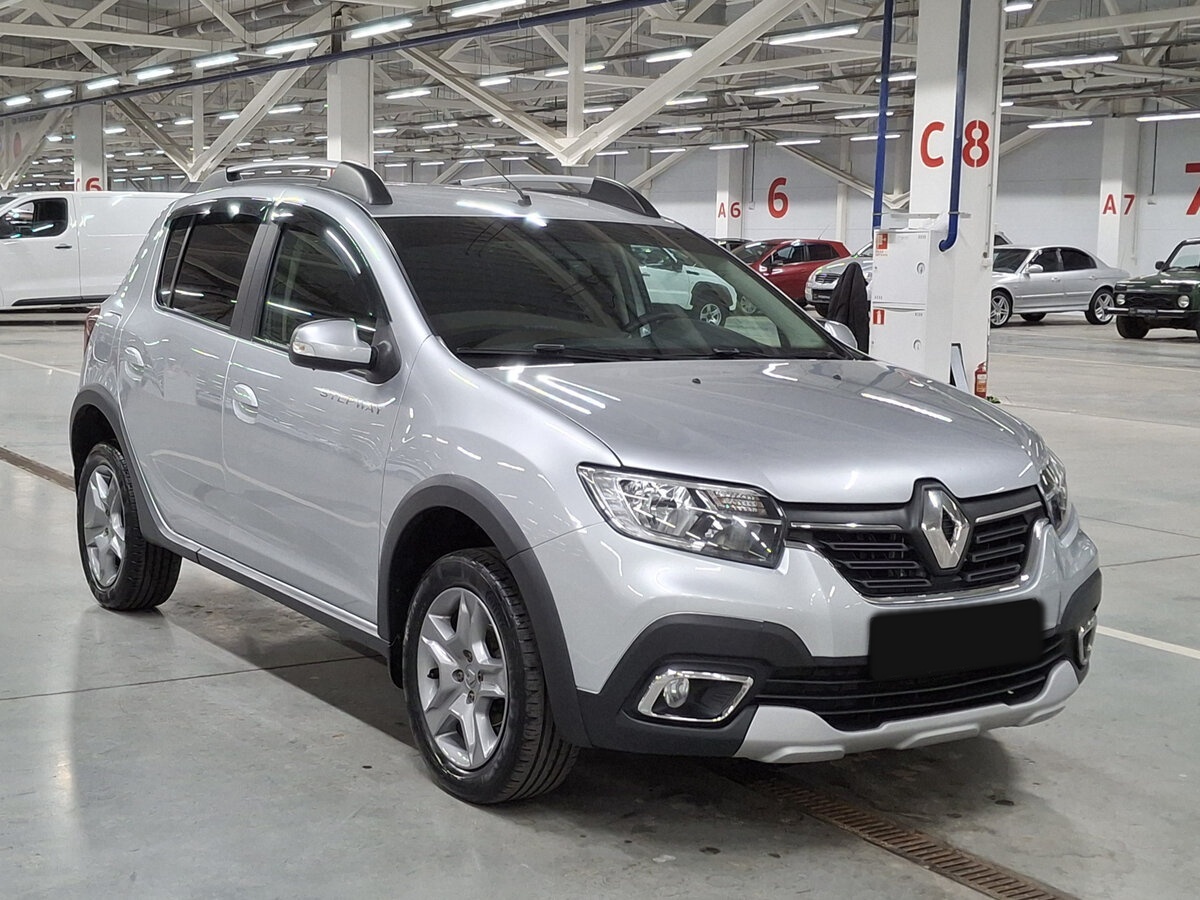 Renault Sandero с пробегом — 2021 год. Фото: #2