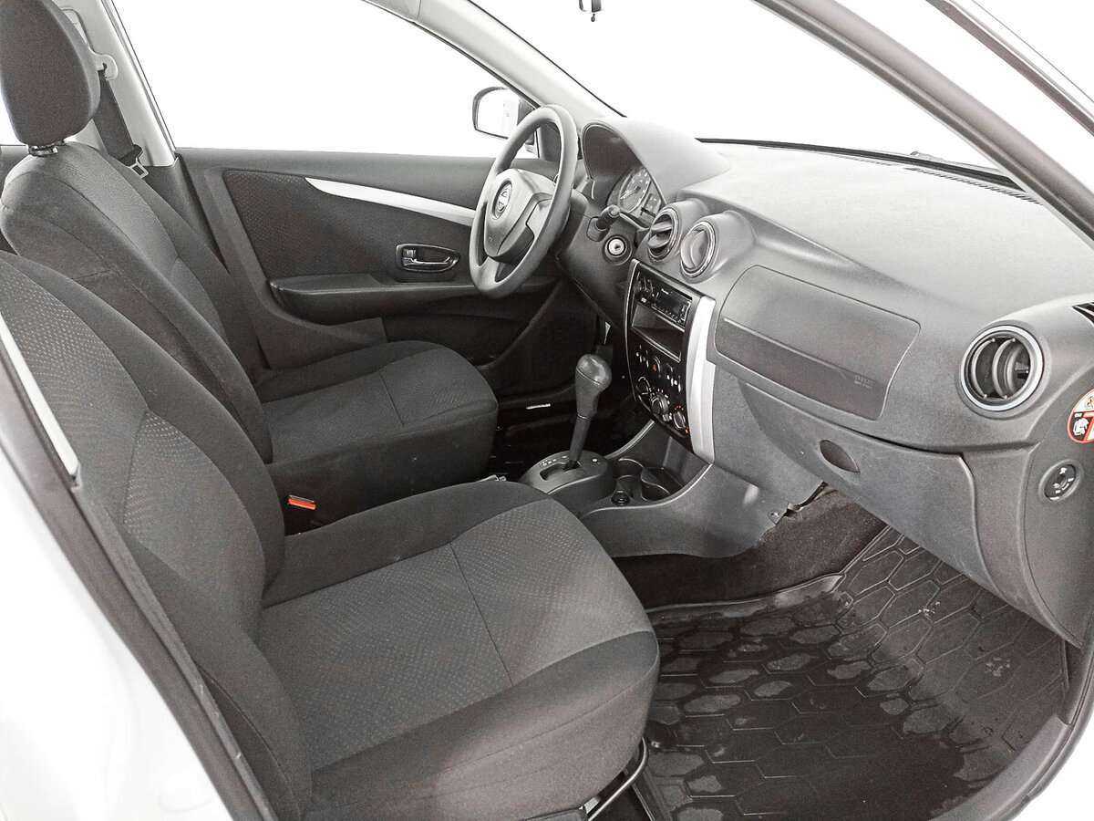 Nissan Almera с пробегом — 2018 год. Фото: #8