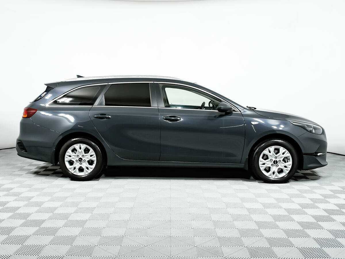 Kia Ceed с пробегом — 2022 год. Фото: #3