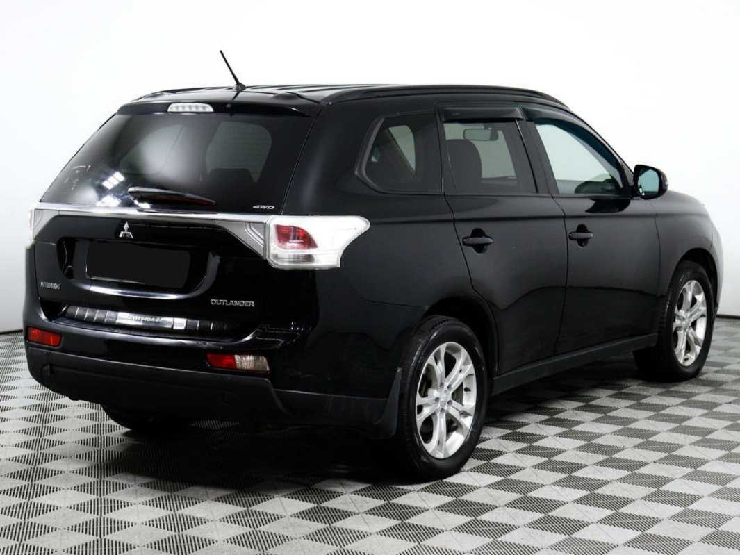 Mitsubishi Outlander с пробегом — 2013 год. Фото: #4