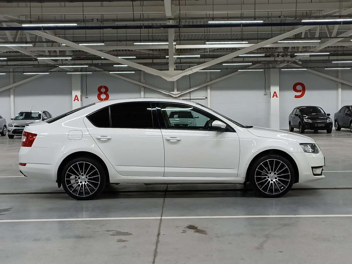 Skoda Octavia с пробегом — 2013 год. Фото: #3
